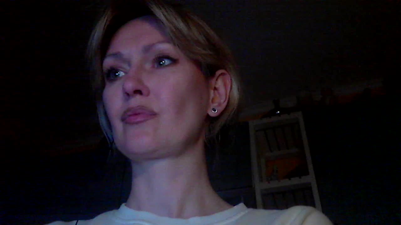 RedEmemdems Cam Show Recorded 2025-05-22