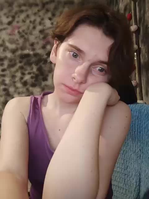 Your_Kitty Cam Show Recorded 2025-05-22