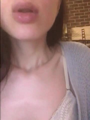 Hot-lina Cam Show Recorded 2025-05-22