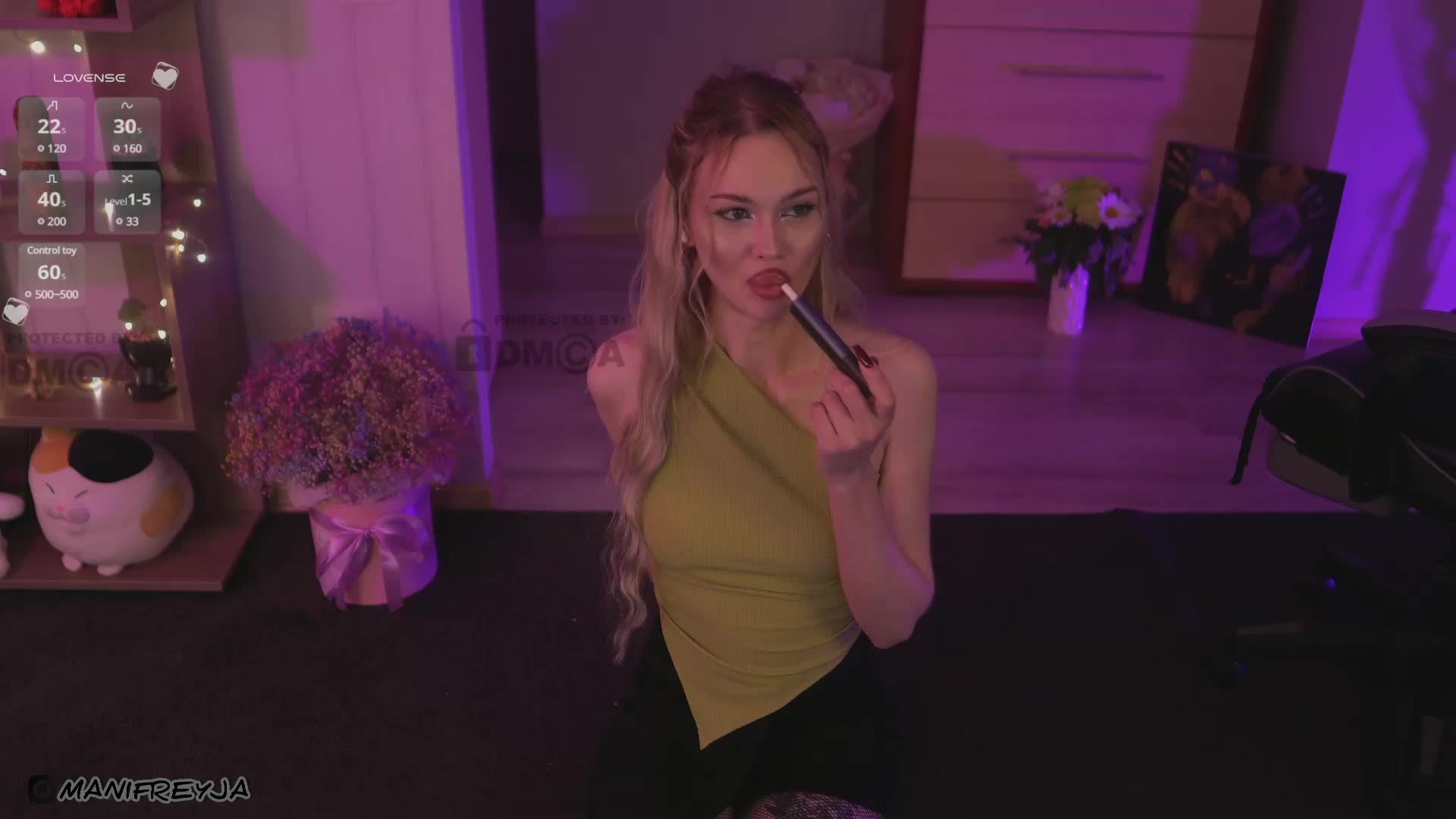 ManiFreyja Cam Show Recorded 2025-05-22