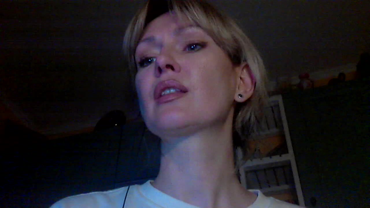 RedEmemdems Cam Show Recorded 2025-05-22