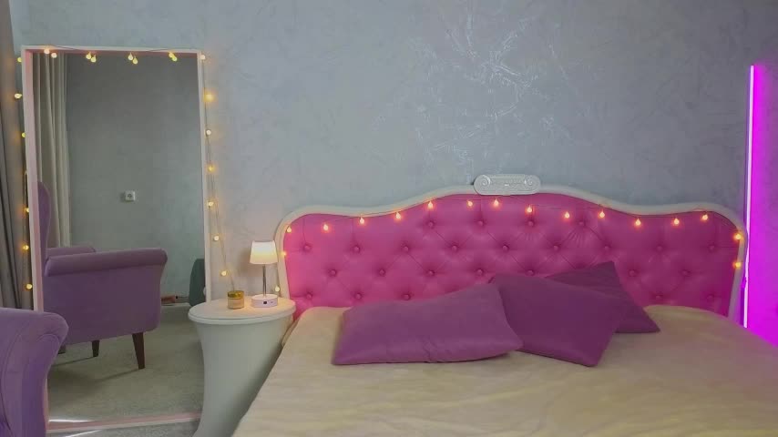 Ariana_Petite Cam Show Recorded 2025-05-22