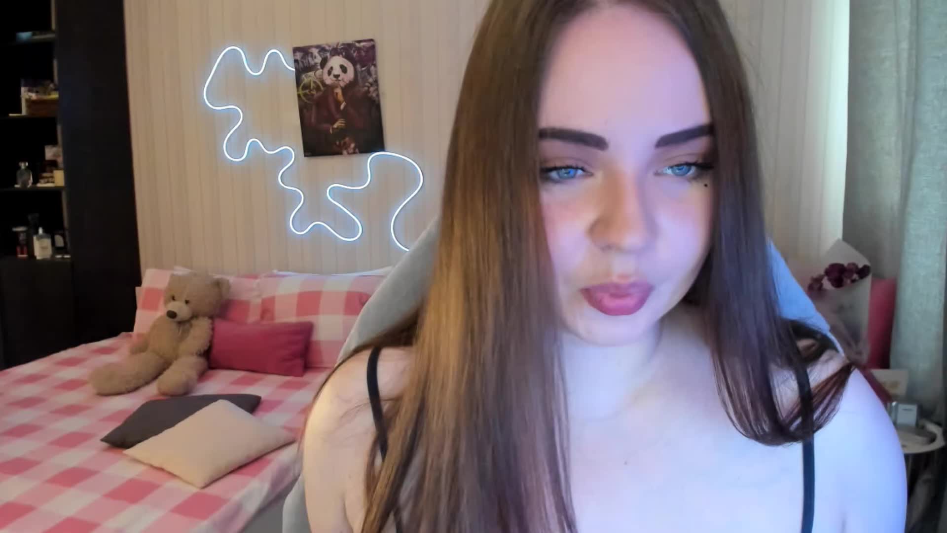 Shy_foxY Cam Show Recorded 2025-05-22