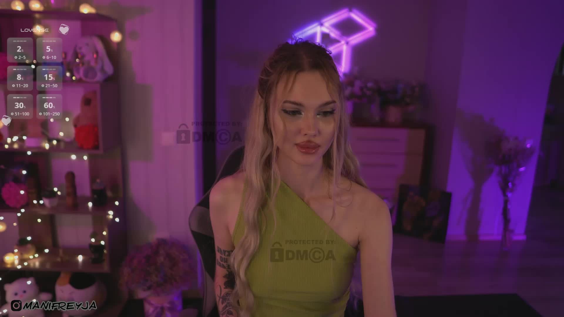 ManiFreyja Cam Show Recorded 2025-05-22