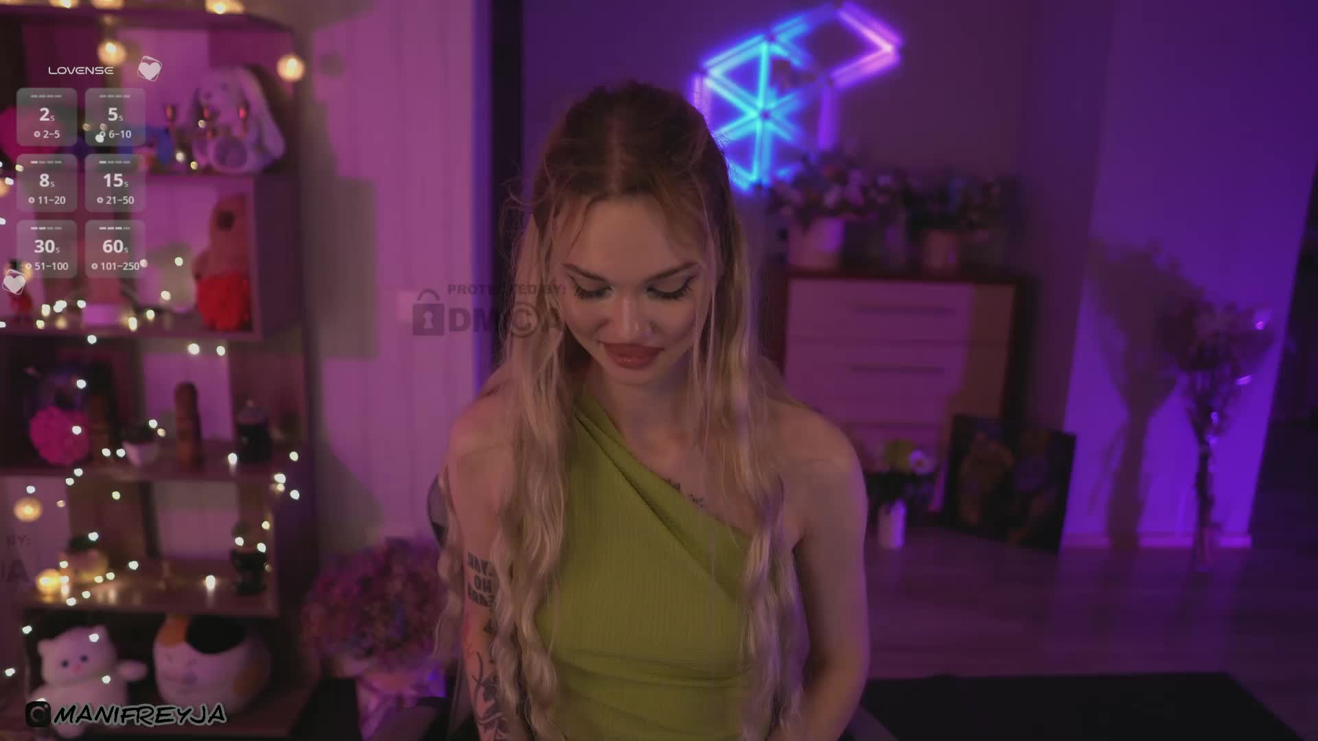 ManiFreyja Cam Show Recorded 2025-05-22