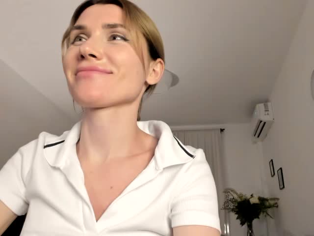 ZoiKissy Cam Show Recorded 2025-05-22