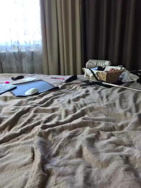 FLUFFY_BEAUTY Cam Show Recorded 2025-05-22