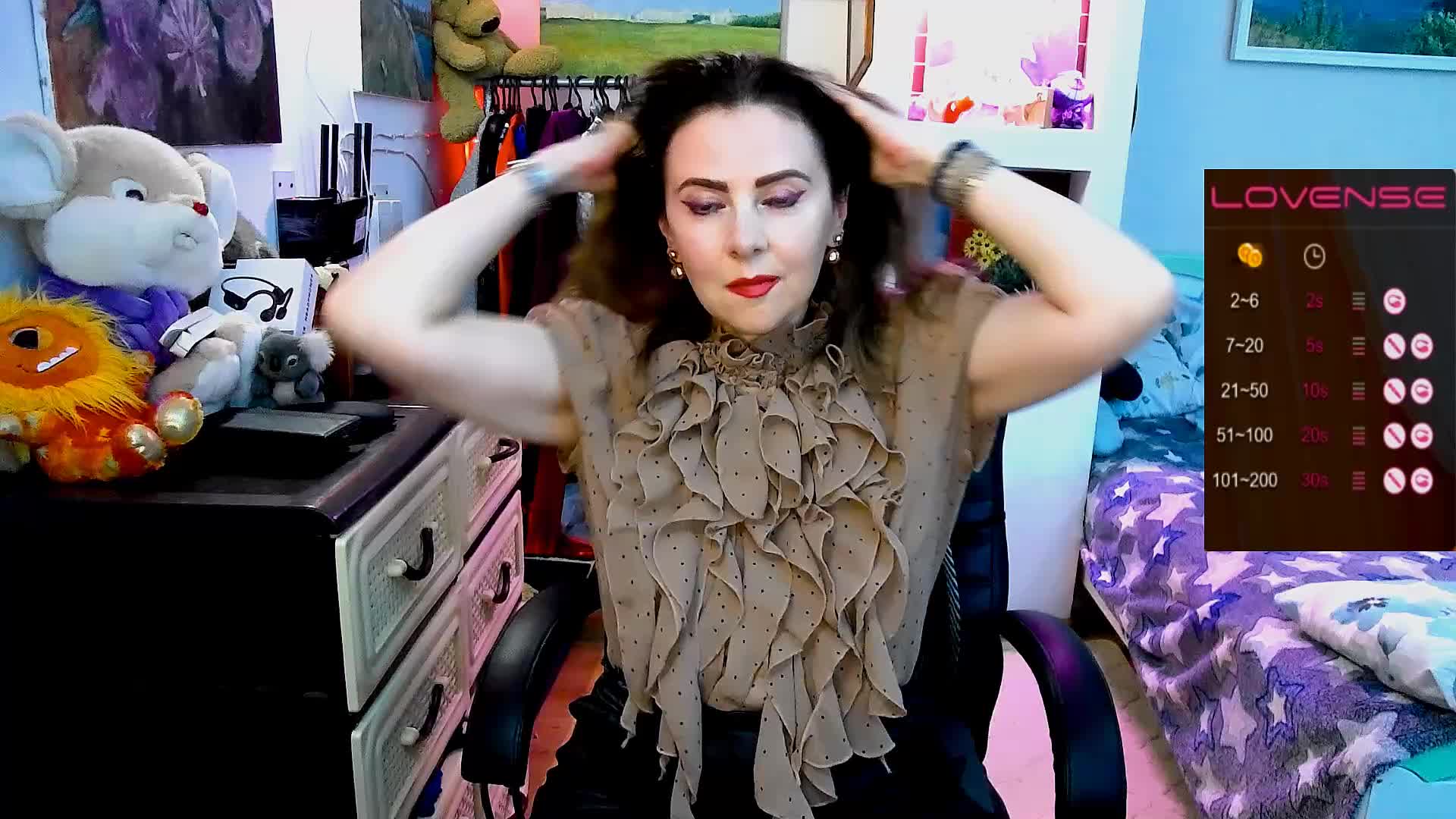 Delicecatmyau Cam Show Recorded 2025-05-22