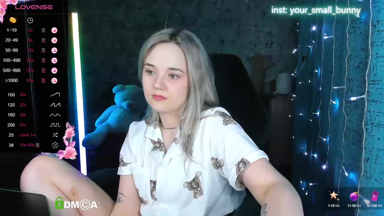 Your-small-bunny Cam Show Recorded 2025-05-23