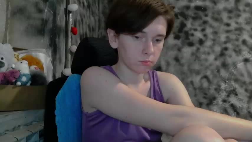 Your_Kitty Cam Show Recorded 2025-05-23