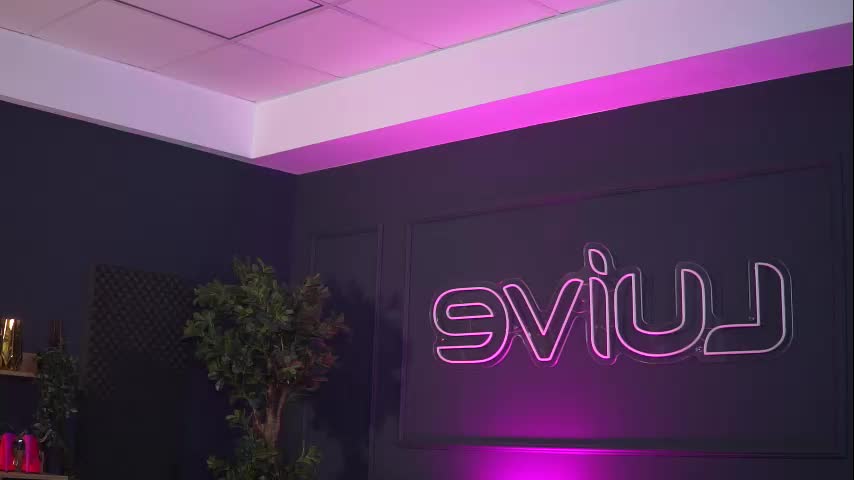 Raquellevon Cam Show Recorded 2025-05-23