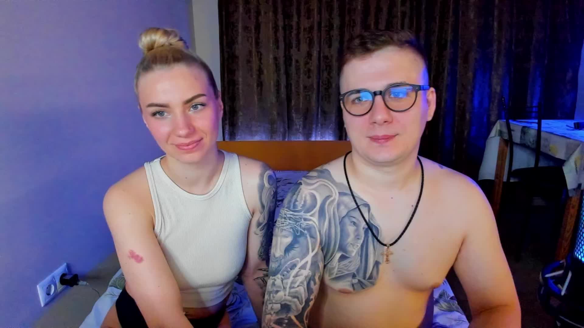 HulkLisandra Cam Show Recorded 2025-05-23