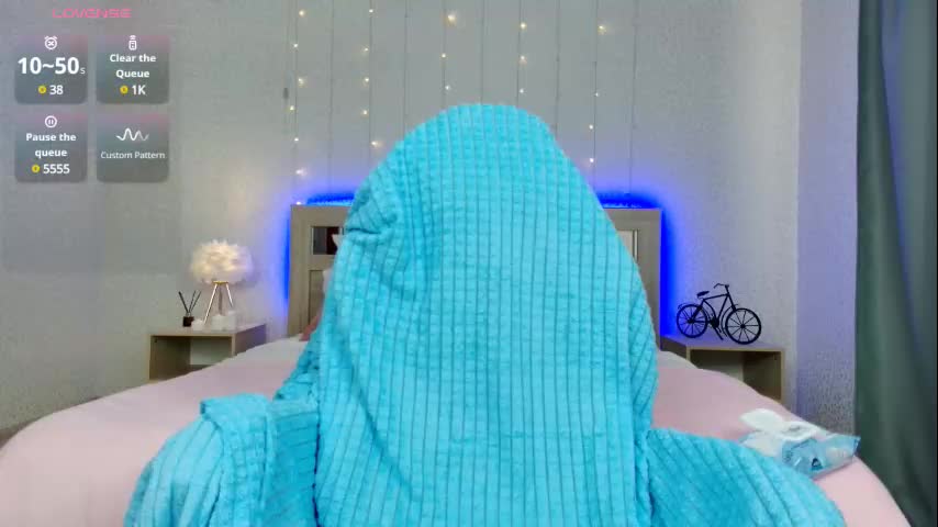 Olivia_shy_ Cam Show Recorded 2025-05-23