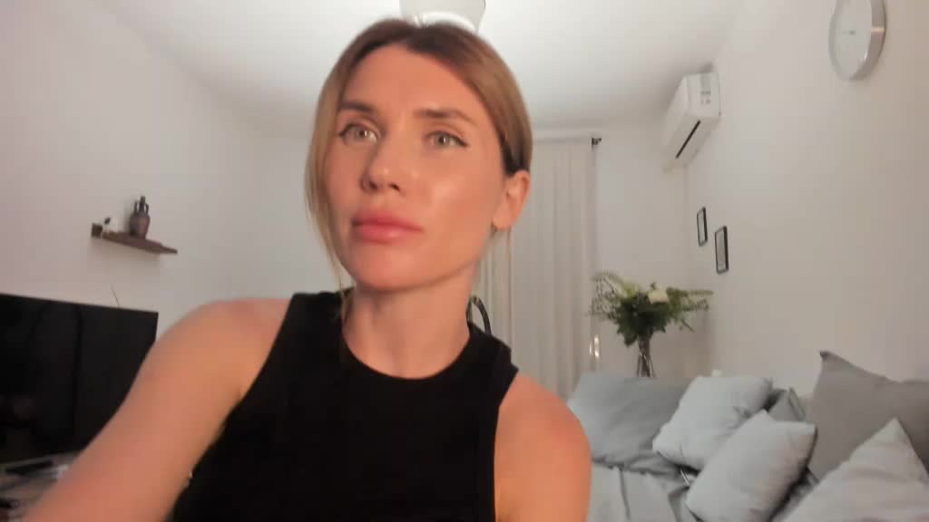 ZoiKissy Cam Show Recorded 2025-05-23
