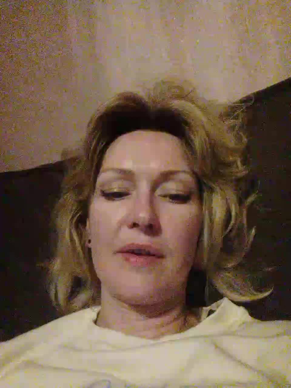 RedEmemdems Cam Show Recorded 2025-05-23